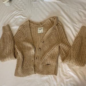 Abercrombie & Fitch. Size XS. Tan button down cardigan.